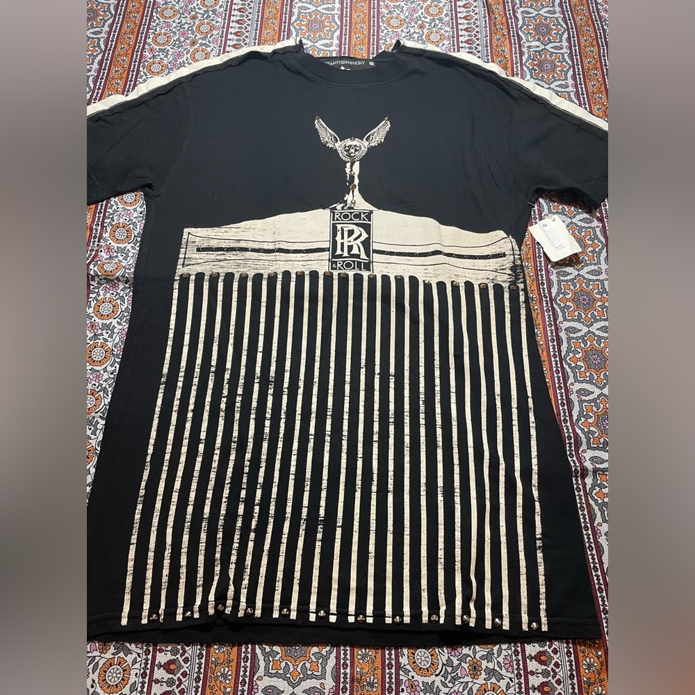 NWT The Saints Sinphony men’s tee